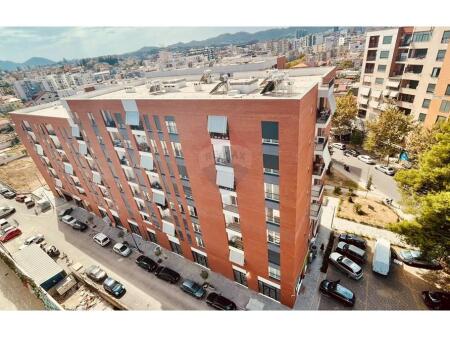 1+1 apartment for sale in the area of Ali Demit.