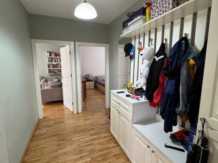 SHITET APARTAMENT 1+1 PRANE STACIONIT TE FUNDIT SE TIRANES SE RE