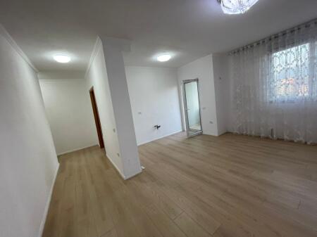 shitet apartament 1+1 yzberisht
