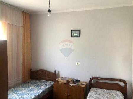 Apartment 2+1 for rent at Vilat Gjermane