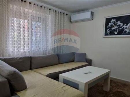 1+1 apartment for rent near the Faculty of Medicine. Located on the 2nd floor of an existing building.