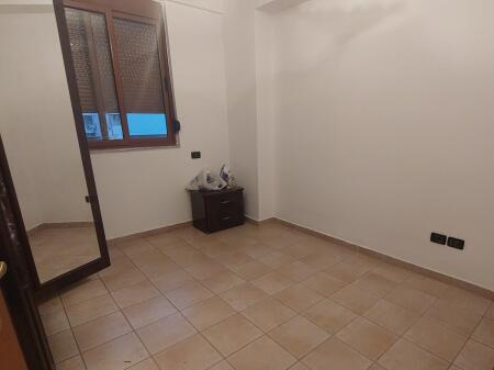 Apartment 1+1 for sale on Myslym Shyri street!