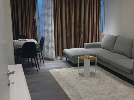 Apartament me qera 1