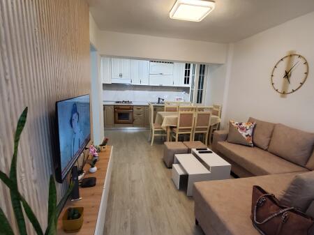 Apartament 2+1 me qira prane Rruges se Durresit!