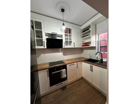 Për qira, Apartament 1+1, Rruga "Irfan Tomini", Tiranë