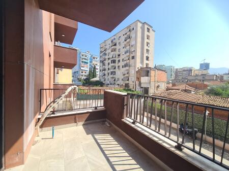 Apartment 2+1 for sale in Myslym Shyr