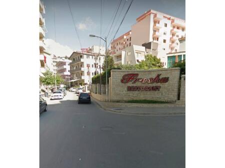 RESTORANT FRESKU, AMBIENT KOMERCIAL PER QERA.