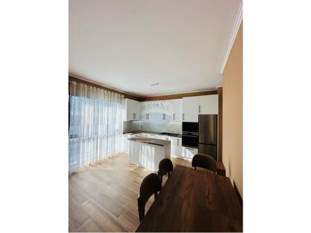 Apartment 2+1 for rent at Farmacia 10, Rruga e Dibres.