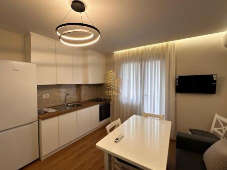 Qira, Apartament 1+1+blk, Farmacia 10, Qiraja
