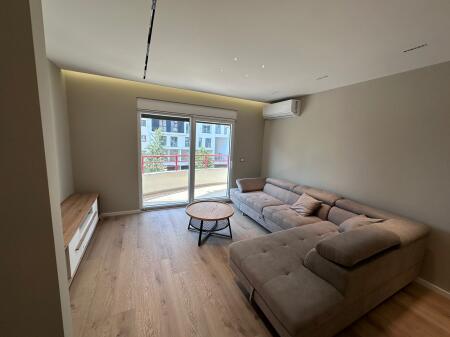 House for sale 2+1+2 Unaza e Re