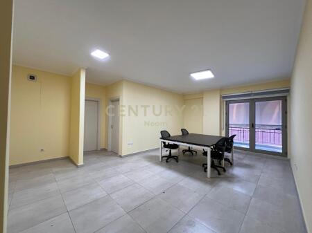 Office space for rent in Delijorgji