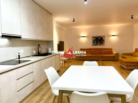 Luxury apartment 2+1+2 bathrooms for rent at the Botanical Garden in Tirana (ID 42215292)