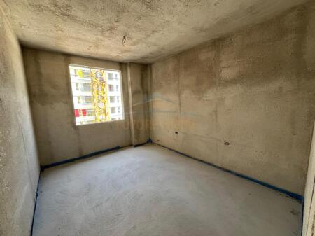 Shitet, Apartament 2+1+2, Univers City, Tiranë.