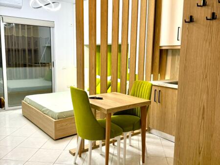 For Rent Gaesoniere at Cristal Center, Paris Commune.