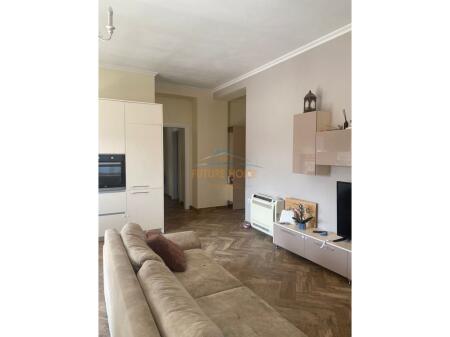 Sale, Apartment 2+1+2, Kavaja Street!