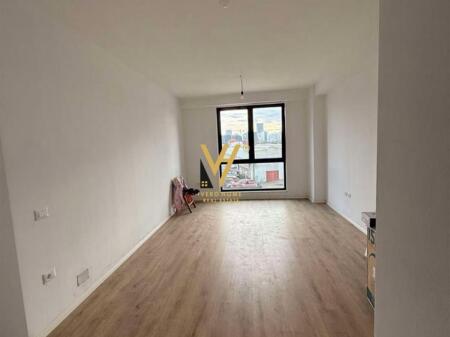 OFFICE 70M2 FOR RENT ON BULEVARDI I RI