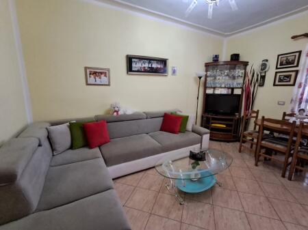 For rent 1+1 apartment at Piceri "2 Engjëjt" - Durrës