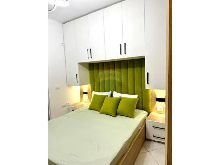 Studio apartment for rent at Kristal Center!
