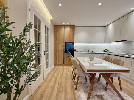 Luxury apartment for sale 2+1+2