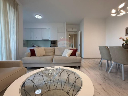 2+1+2 apartment with parking space at Park Gate