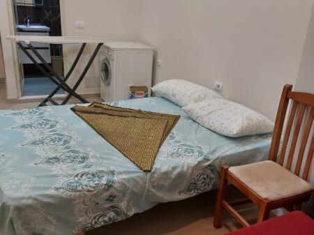 A studio apartment is for rent in a 4-story villa located on the first floor, it is in very good condition.
