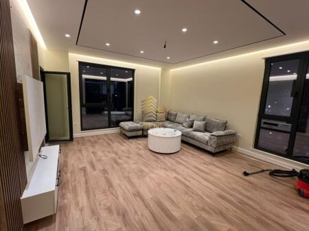Qira, Apartament 3+1+2WC, Porcelan