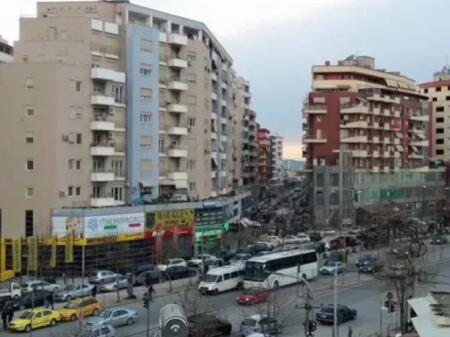 Astir, an apartment 2+1+2 is for rent.