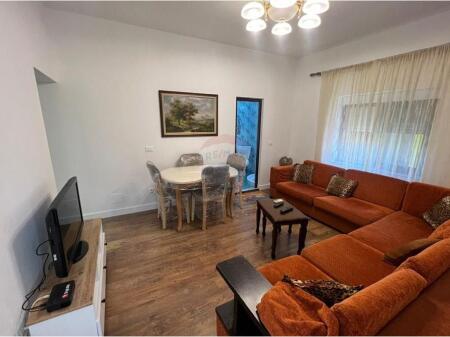 Apartament 2+1+2 me qera tek Mine Peza
