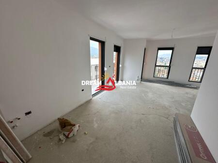 Shitet apartament 3+1+2 ne Rr.Qemal Stafa, prane Shkolles se Kuqe, Tirane (ID 4131456)