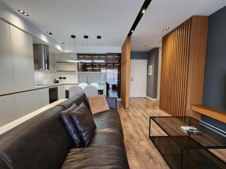FOR SALE: ⚡️Luxury Apartment 2+1+2wc & Veranda + 1 Garage 📍( Center of Tirana 40 m from TOPTANI CENTER) ⚡️