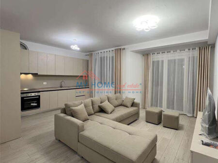 2+1 apartment for rent at Unaza e Re