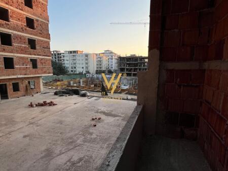 FOR SALE STUDIO 41.7 M2 IN GOLEM, NEAR HOTEL FLOWER