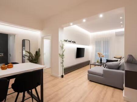 Apartament Me Qera 2+1 Tek 21 Dhjetori (ID B220819) Tirane.