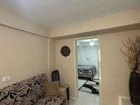 Apartament me qera 1+1, PAZARI I RI