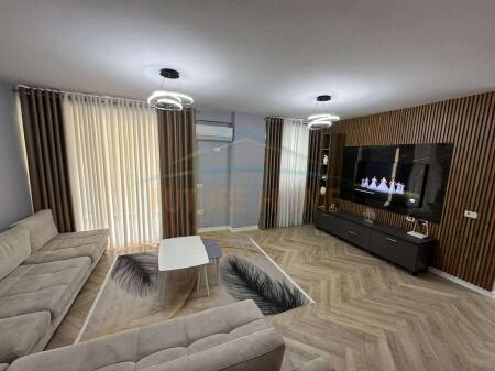 Qera, Apartament 1+1, Fresk.