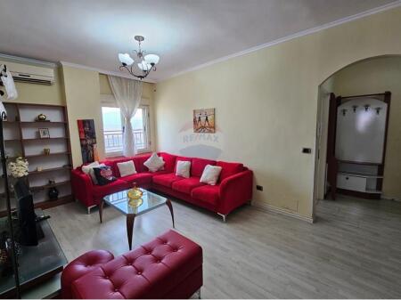 Apartment - For Rent - Train Station