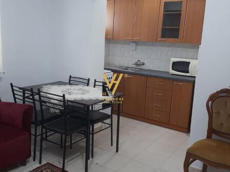 APARTAMENT 2+1 ME QERA TE BLLOKU