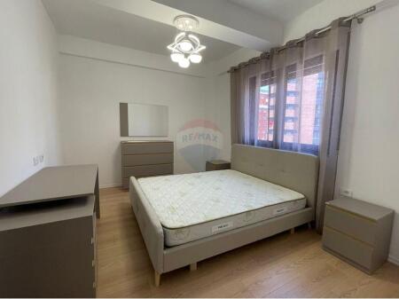 1+1 apartment for rent at Fusha e Aviacionit!