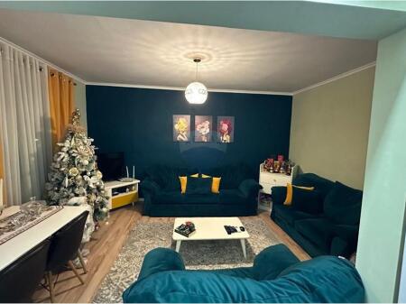 Apartament 1+1 për shitje te Frosina Plaku, pranë kompleksit Kontakt.