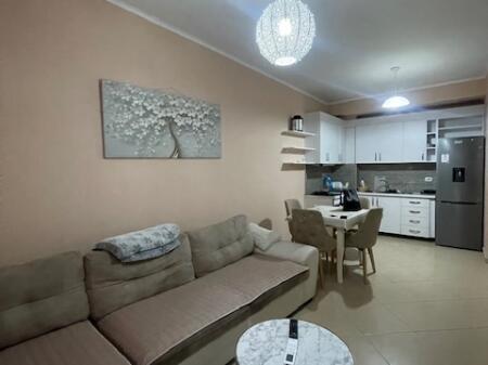 Apartament 1+1 Ne Shitje tek Golden Park