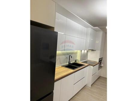 Apartament 2+1 për qira në rrugën e Kavajës