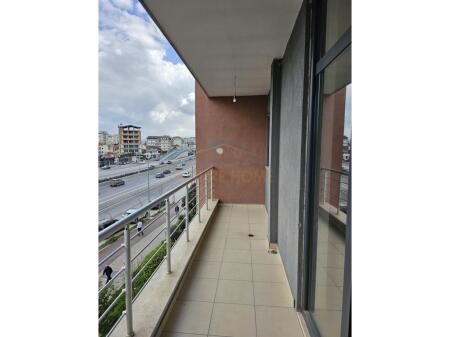 Shitet, Apartament 2+1, Unaza e Re, Tiranë.