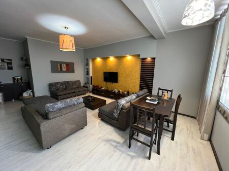 2+1 apartment for rent at Ish Ekspozita!