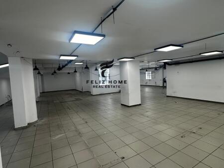 AMBIENT BIZNESI ME QERA 700 M2 STADIUMI DINAMO