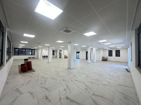 BUSINESS SPACE FOR RENT
