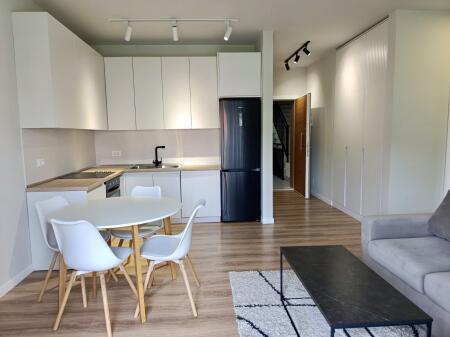Jepet me QIRA Apartament 2+1 te Kodra e Diellit (Shkolla ACT) - Post Parkimi i Përfshirë