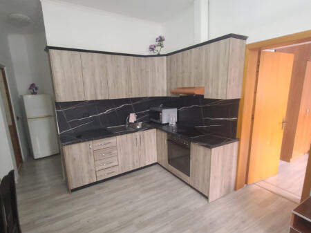 Apartment 2+1 for rent in Yzberisht!