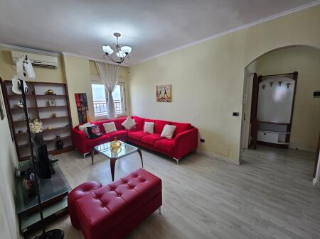 1+1 apartment for rent at the Train Station!