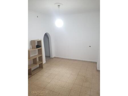 We offer a space for rent in front of the first instance court Tirana.