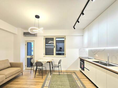 APARTAMENT 1+1 PER QIRA PRANE 21 DHJETORIT